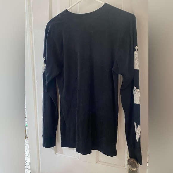 Nightmare Before Christmas long sleeve - Picture 6 of 6